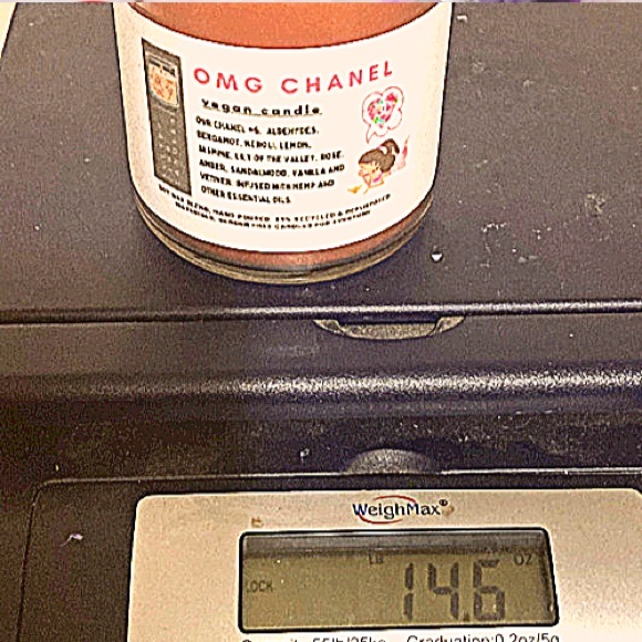 OMG Chanel! Jar Candle - Picture 3 of 4